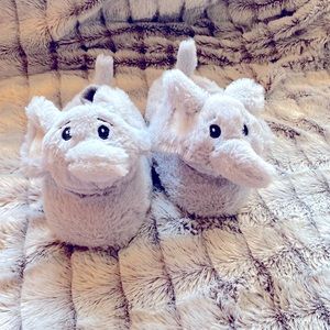 Elephant plush slippers- No wear and tear- Brand new Size Baby/Toddler 7-8